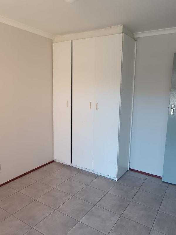 To Let 1 Bedroom Property for Rent in Windsor Park Western Cape